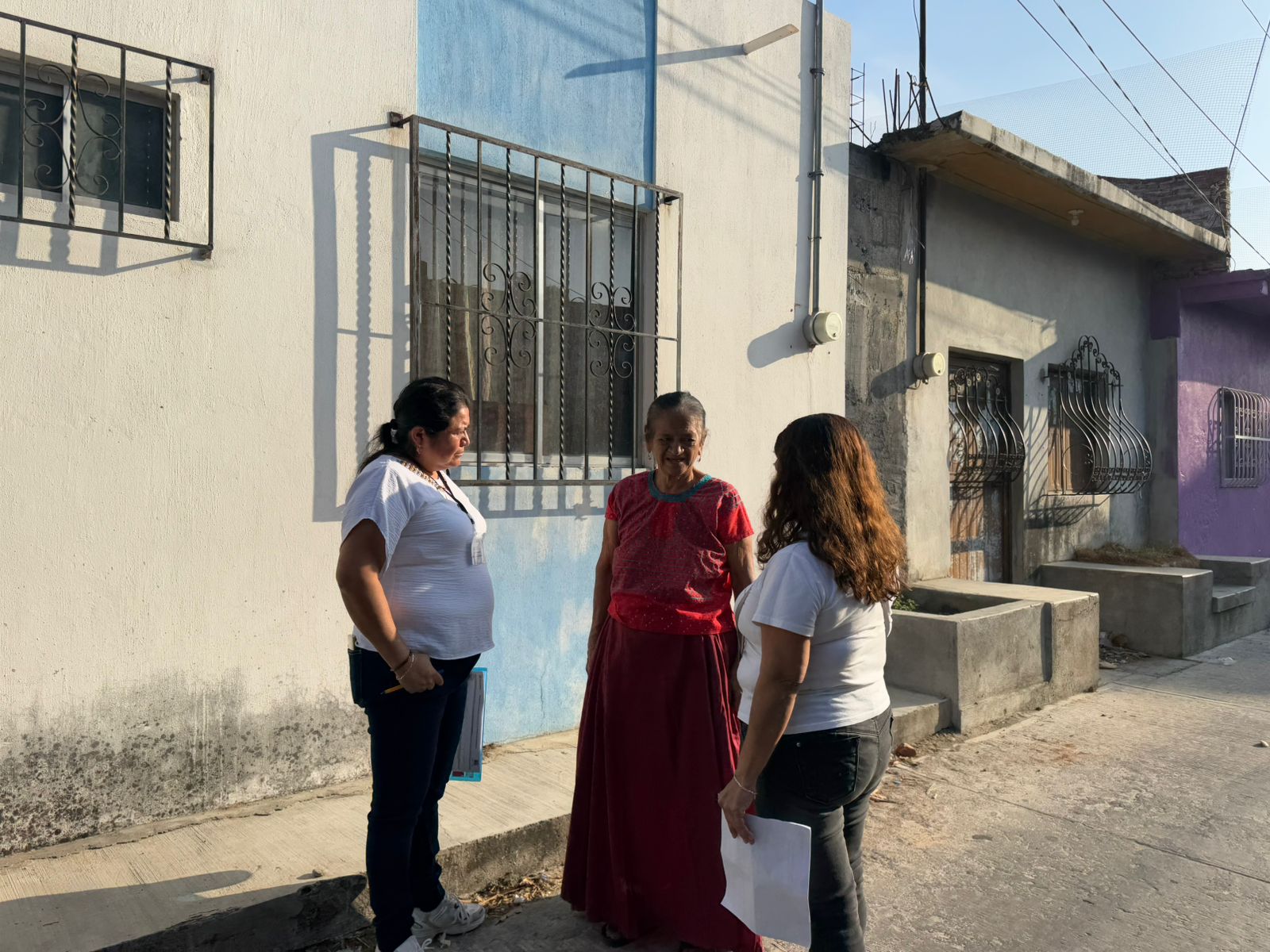 Realiza Secretaría de Administración Mega Tequio de Alfabetización en San Blas Atempa