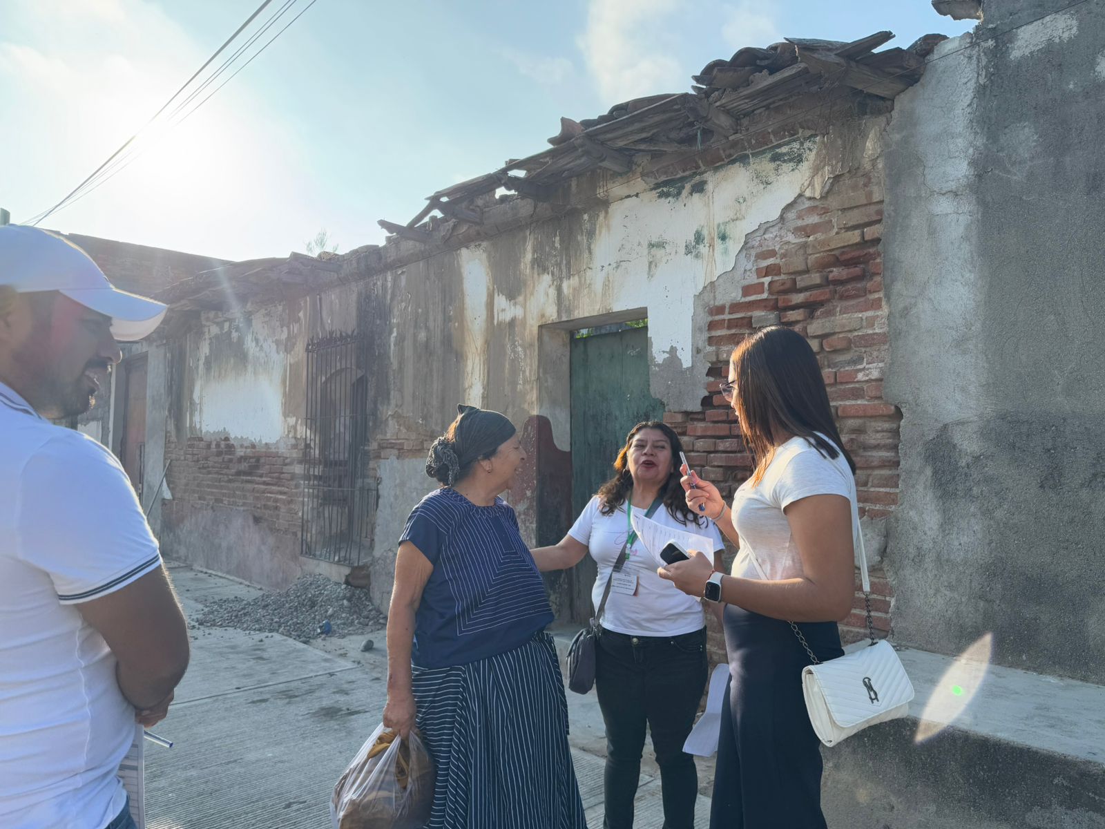 Realiza Secretaría de Administración Mega Tequio de Alfabetización en San Blas Atempa