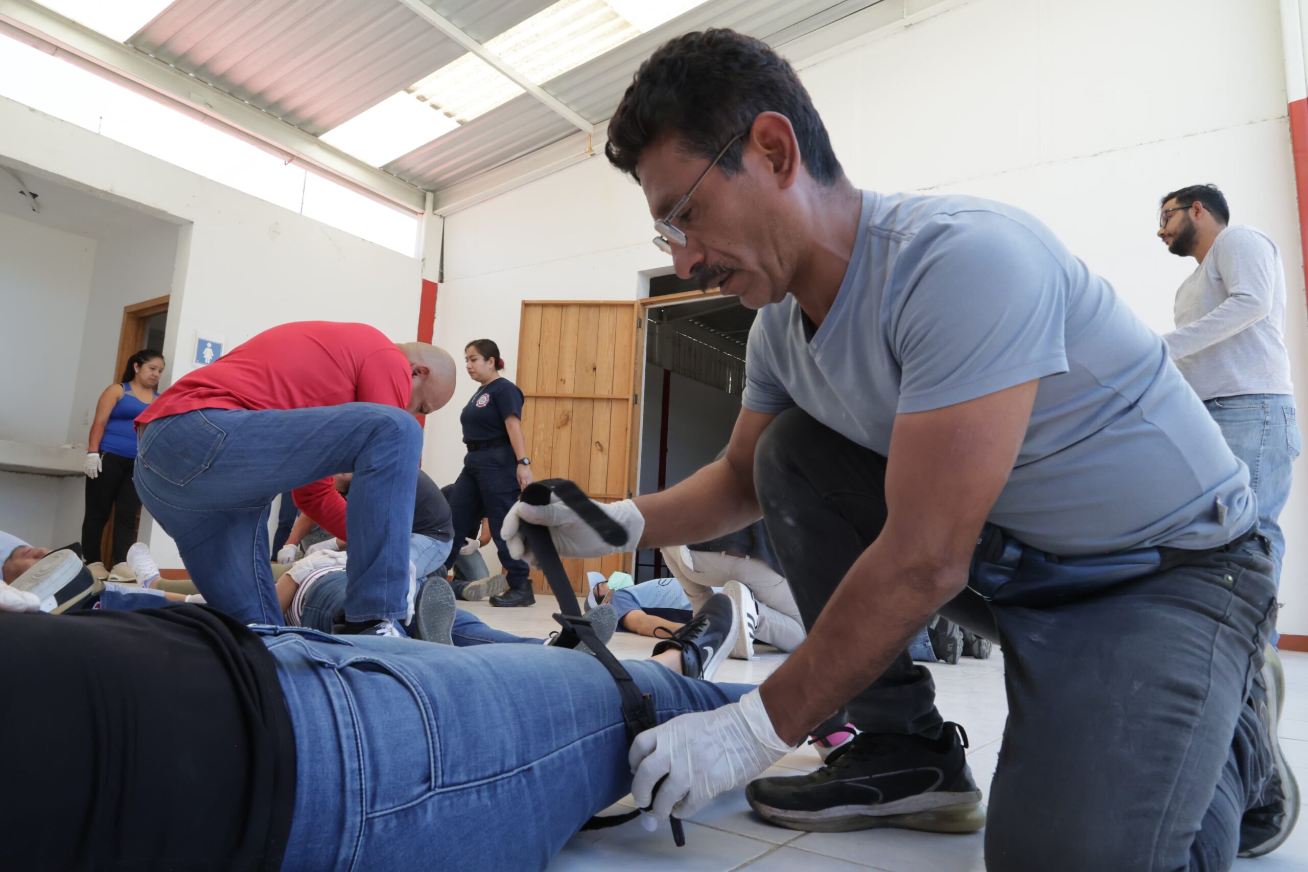 Refuerza Secretaría de Administración cultura de prevención y respuesta ante emergencias