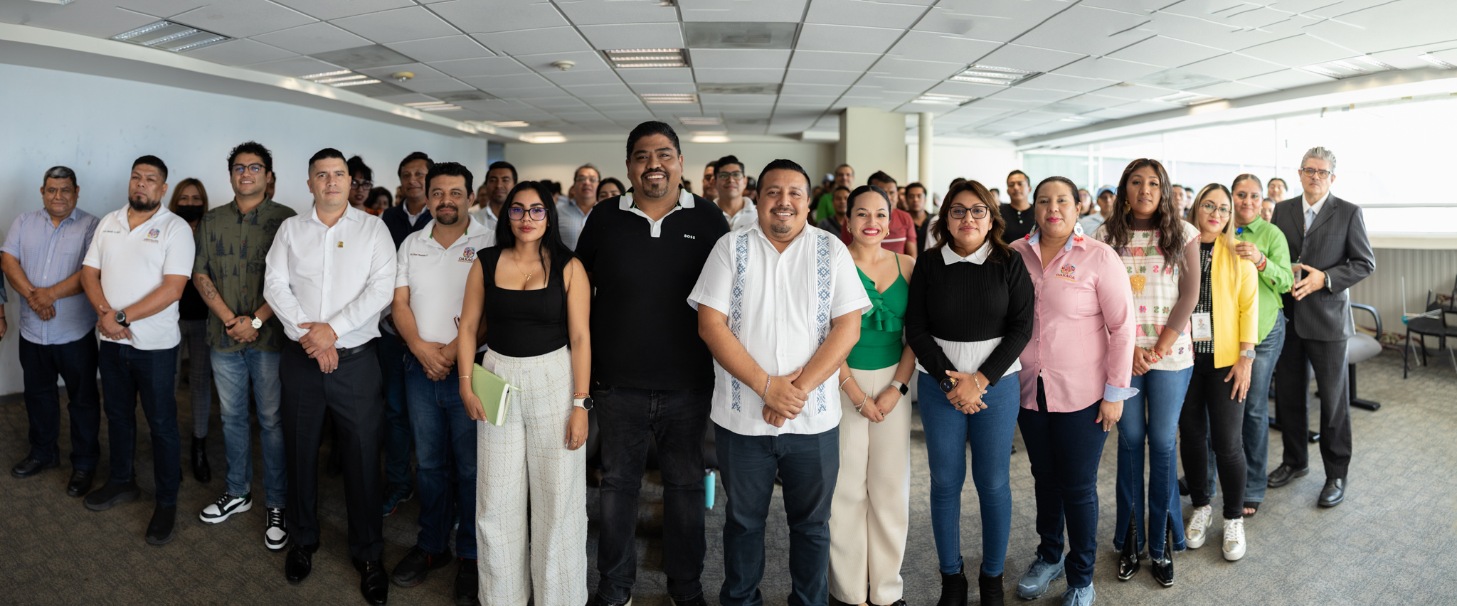 Capacitan a mandos medios y superiores de Gobierno de Oaxaca en liderazgo con perspectiva de género