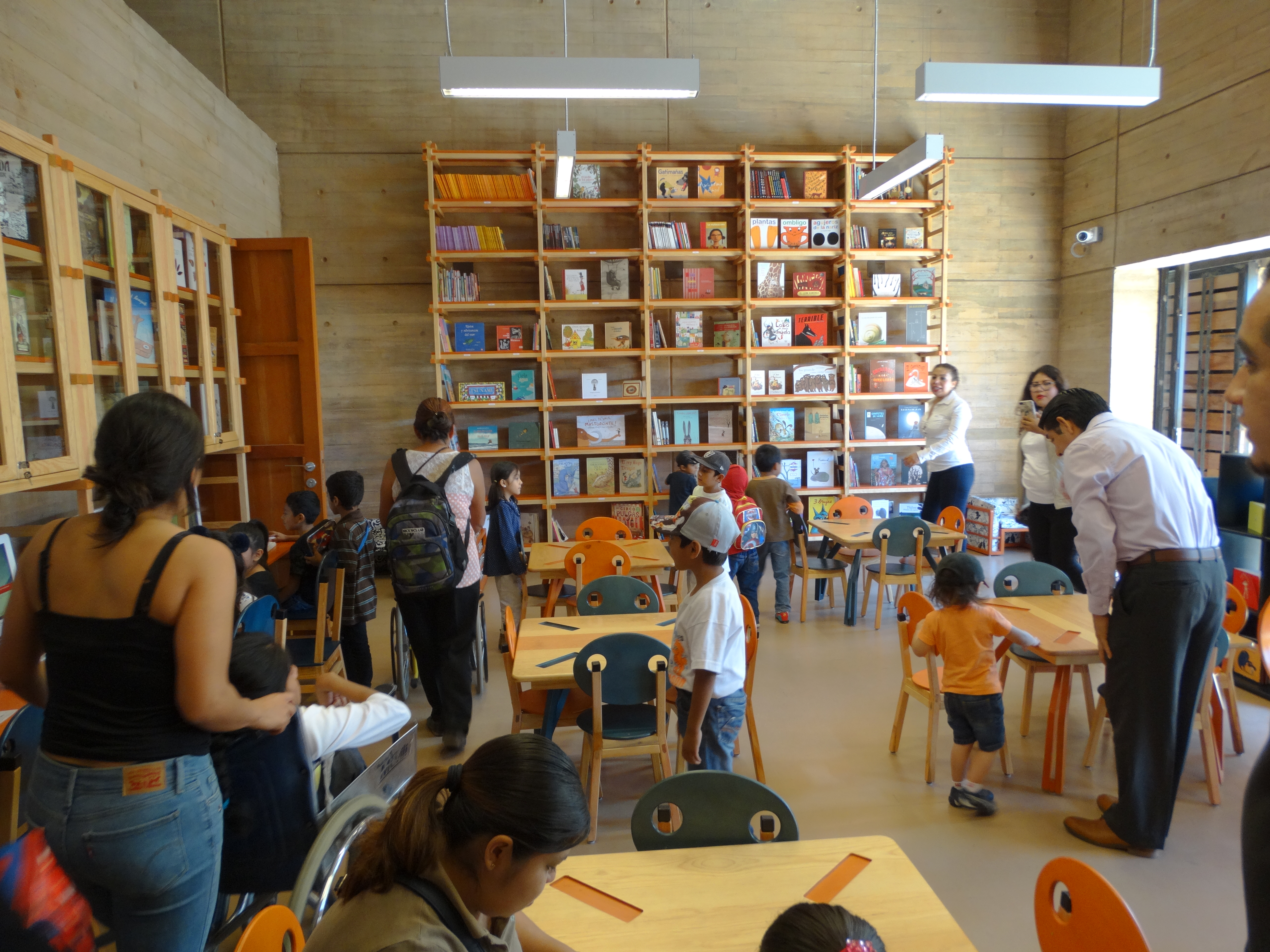 Inauguración AGEO - Biblioteca Infantil
