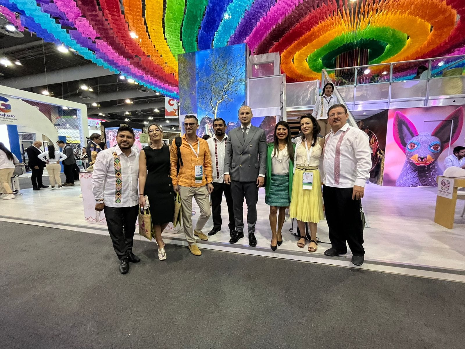 En el marco del tianguis turístico, compartimos con el Exelentisimo Embajador Marius Gabriel Lazurca.