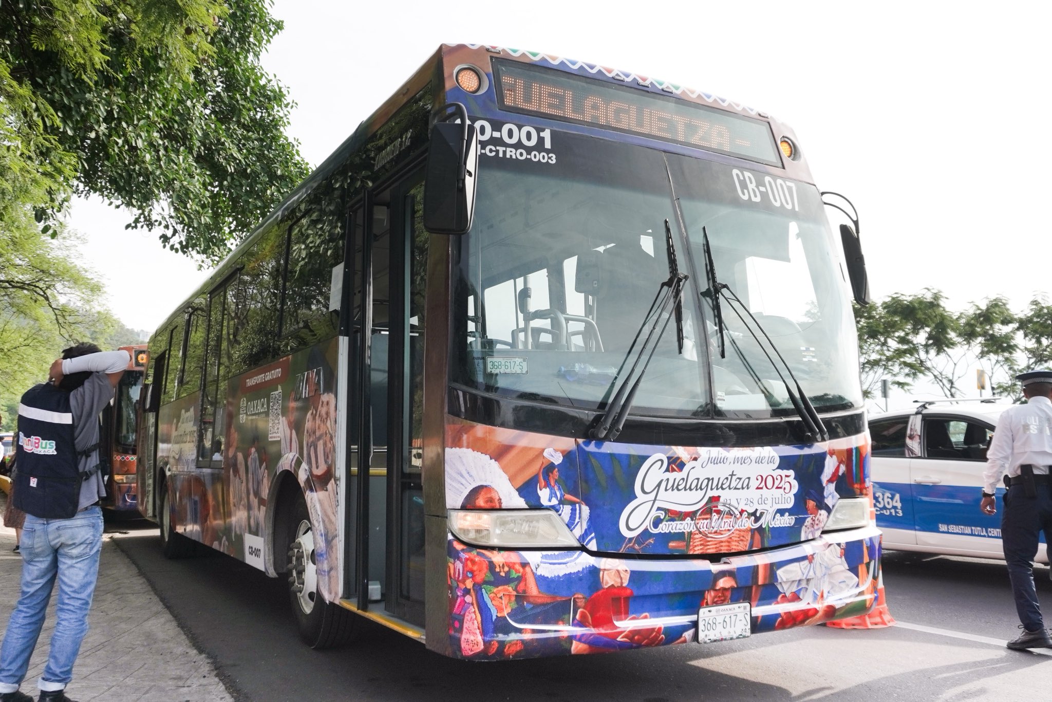 BinniBus brinda servicio con 9 rutas en la Guelaguetza 2025