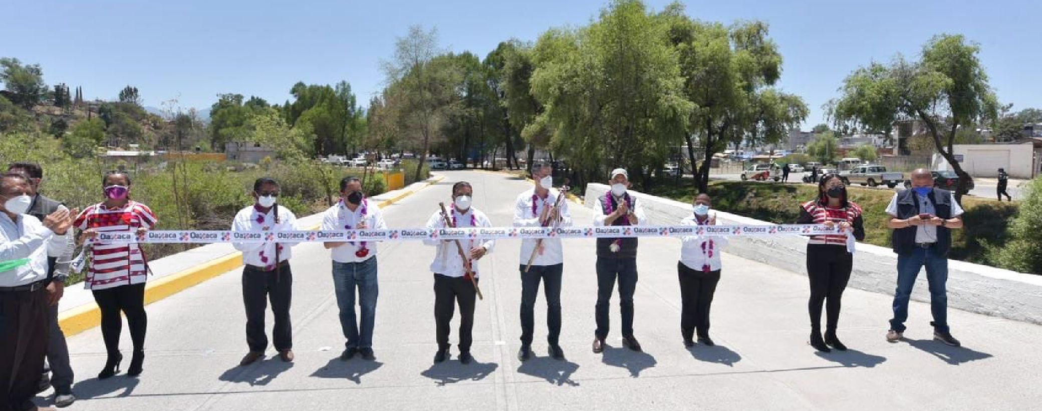 Cumple AMH palabra con pueblos de la Mixteca Alta; en Tlaxiaco entrega obras y apoyos para diversos sectores