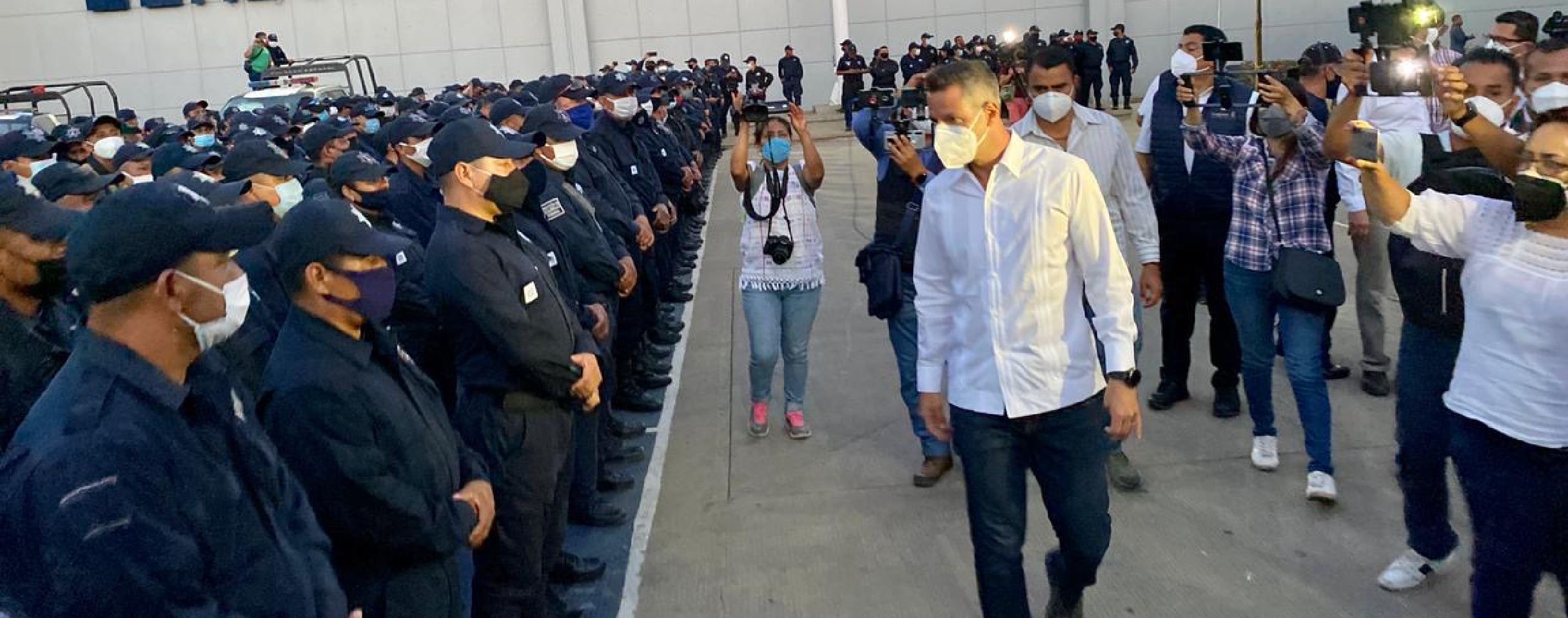 Oaxaca cuenta con sus policías: Alejandro Murat