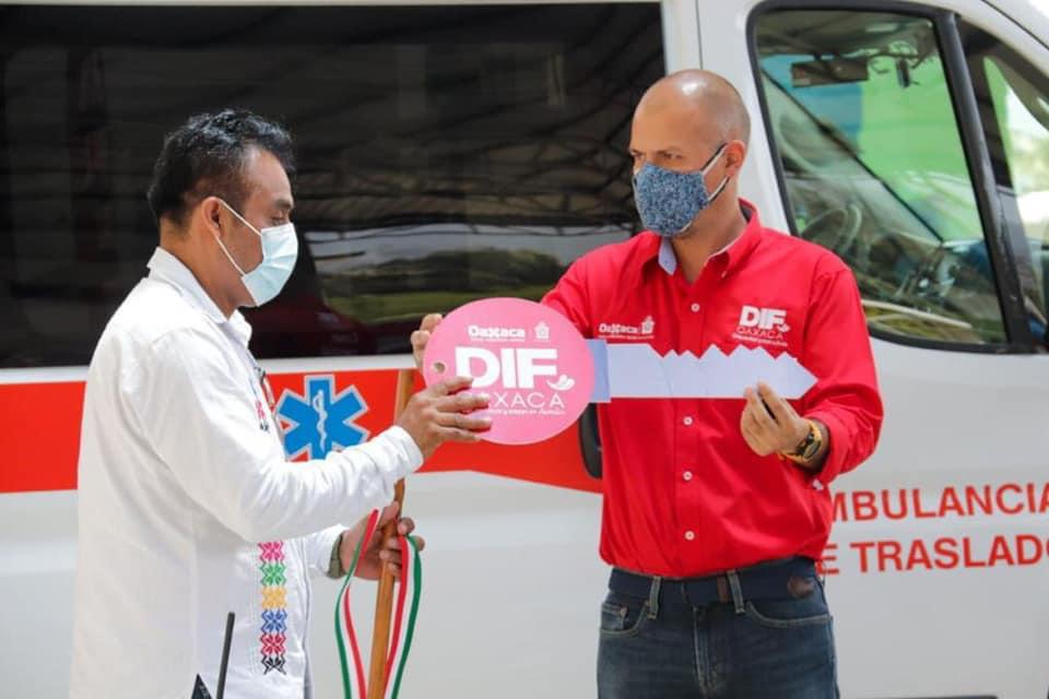 Reciben municipios de la región de la Cañada apoyos en materia de alimentación y salud: CHR