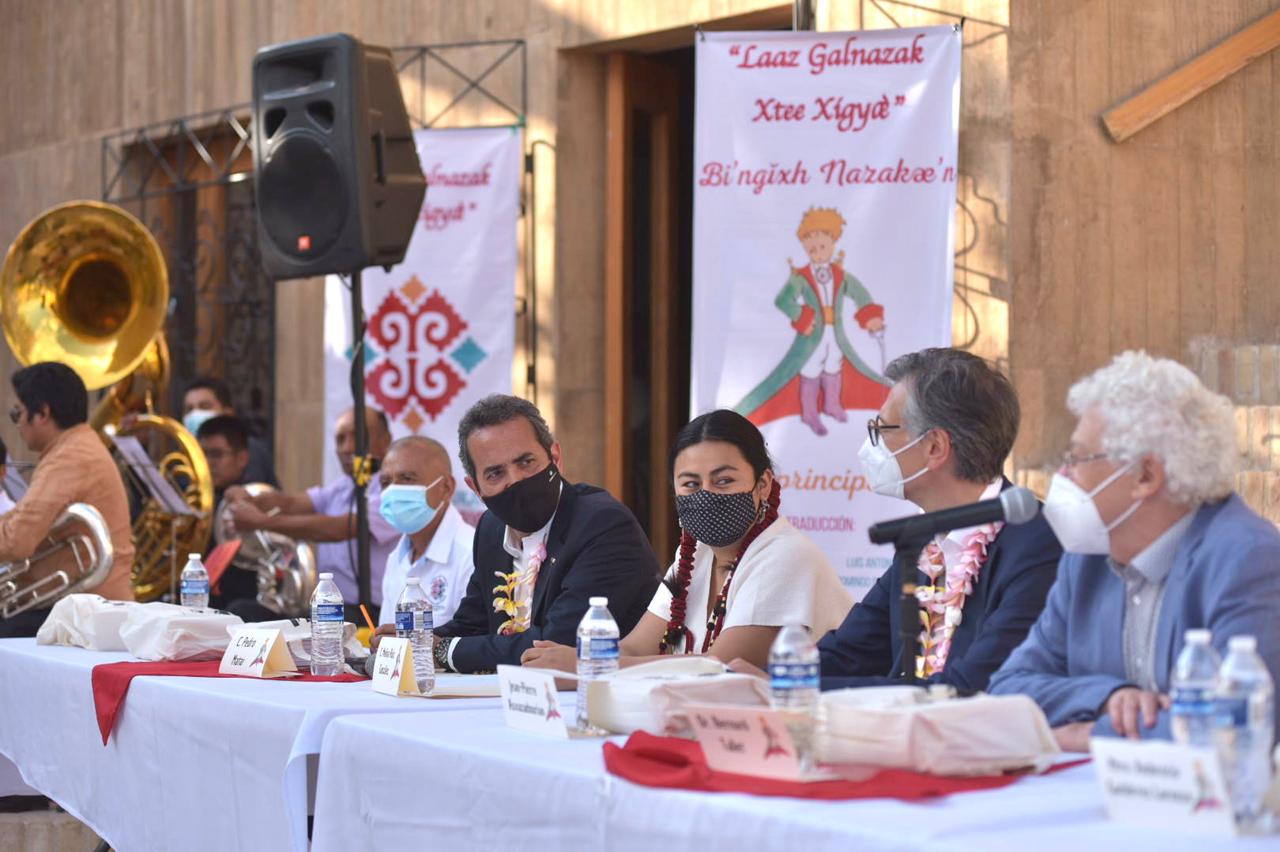 Presenta Embajador de Francia en México, traducción al zapoteco de “El Principito”