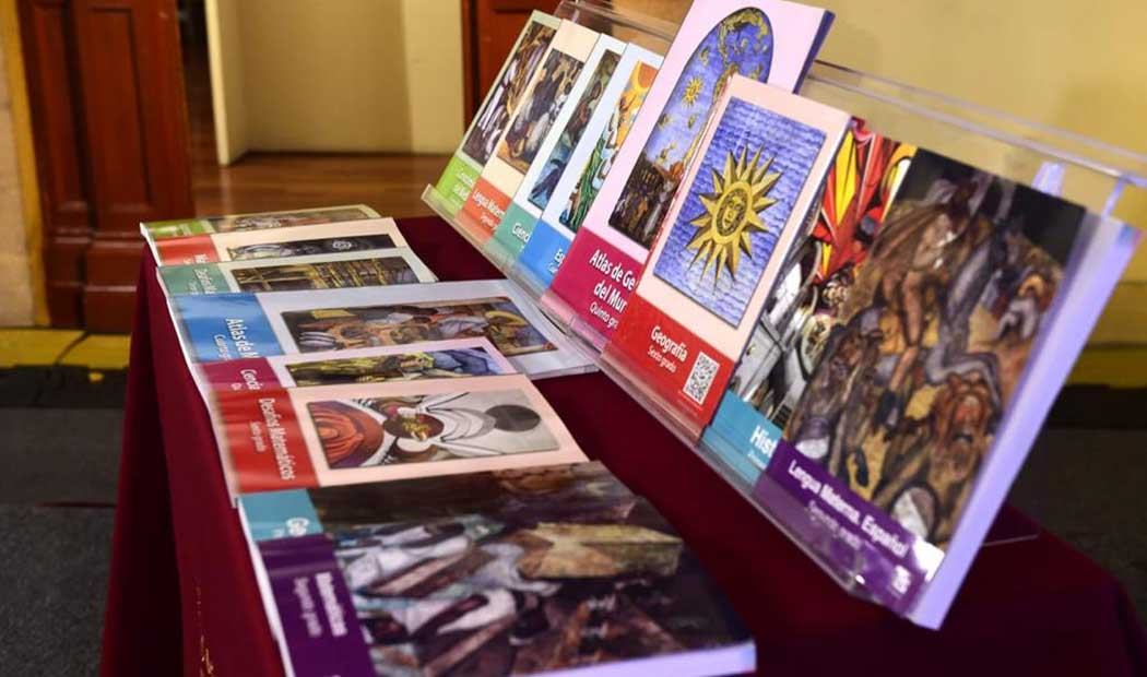 Invita IEEPO a participar en proyecto nacional  de rediseño de Libros de Texto Gratuitos