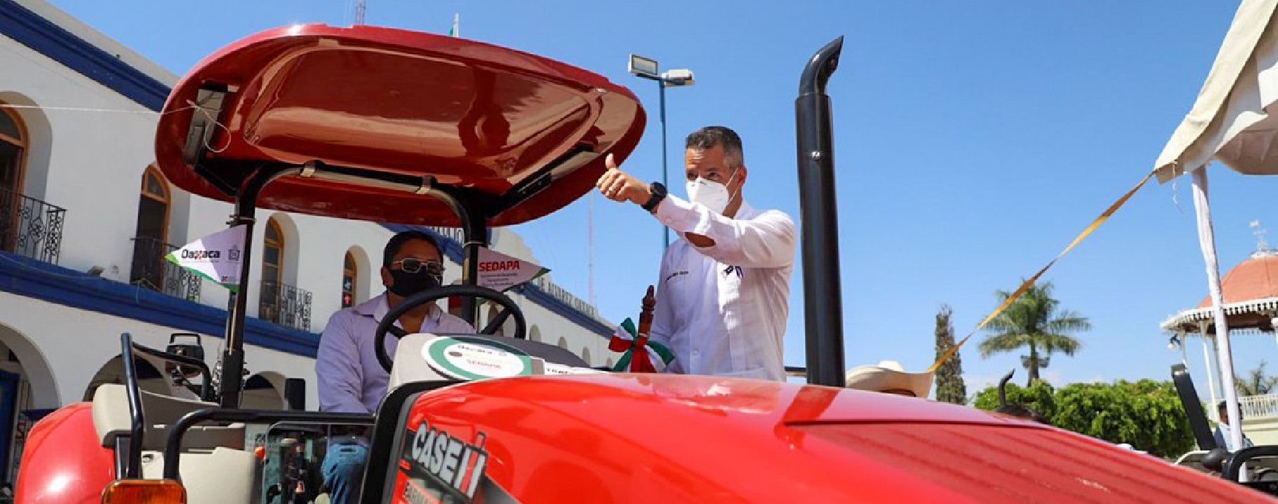 Cumple Alejandro Murat con el campo oaxaqueño, entrega apoyos para fortalecer la producción agroalimentaria