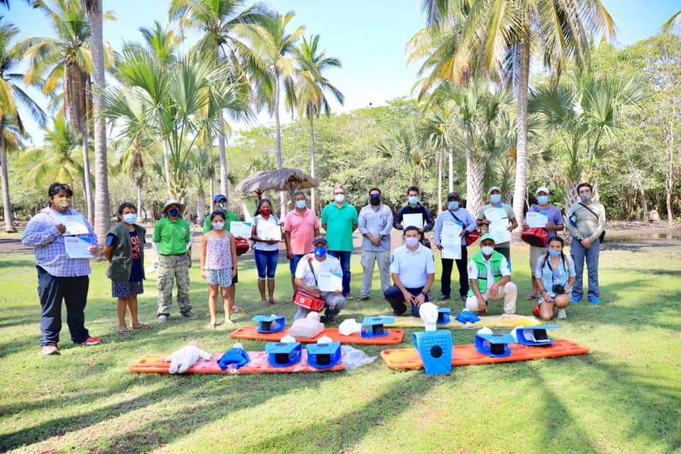 Capacitan a rescatistas de la Costa oaxaqueña ante eventuales interacciones hombre-cocodrilo
