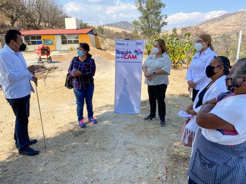 DIF Estatal Oaxaca constata avances de las obras del programa Tequio por mi CAM en los Valles Centrales