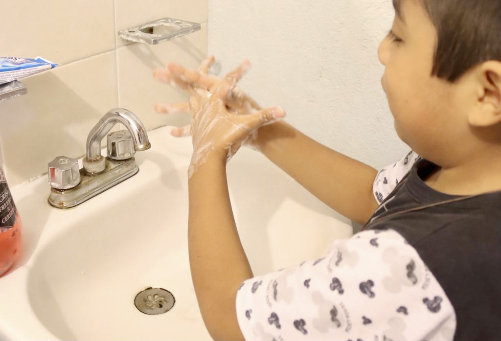 Contenidos de salud se difunden en libros de texto gratuitos