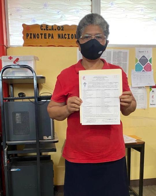 Con 56 años años, Andrea Ávila concluyó su bachillerato y continúa estudiando