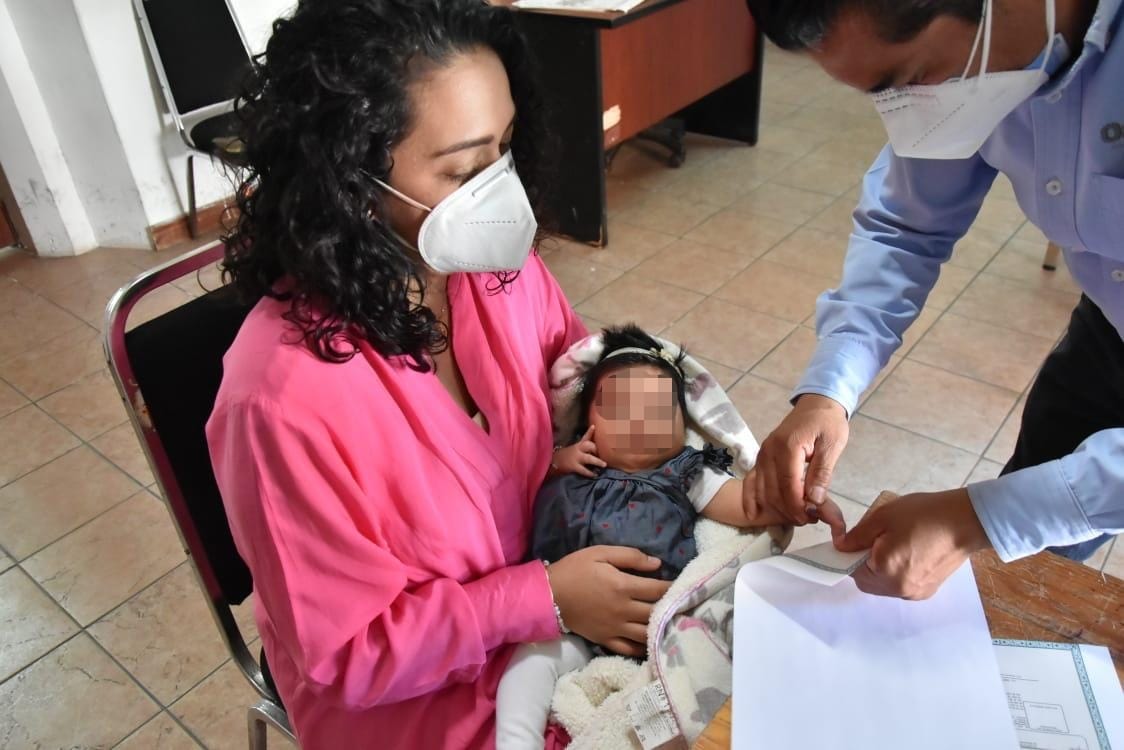Más de 74 mil nuevos oaxaqueños ya tienen su acta de nacimiento: Registro Civil