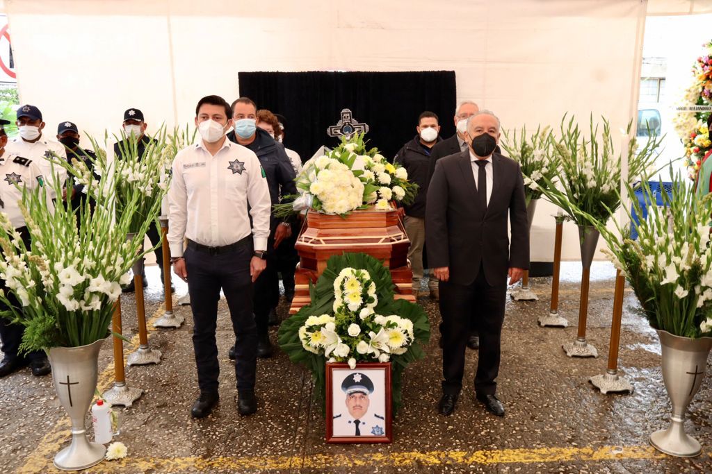 Rinden homenaje al Comandante Regional, Miguel Ángel García Porras en la Dirección General de la Policía Vial Estatal
