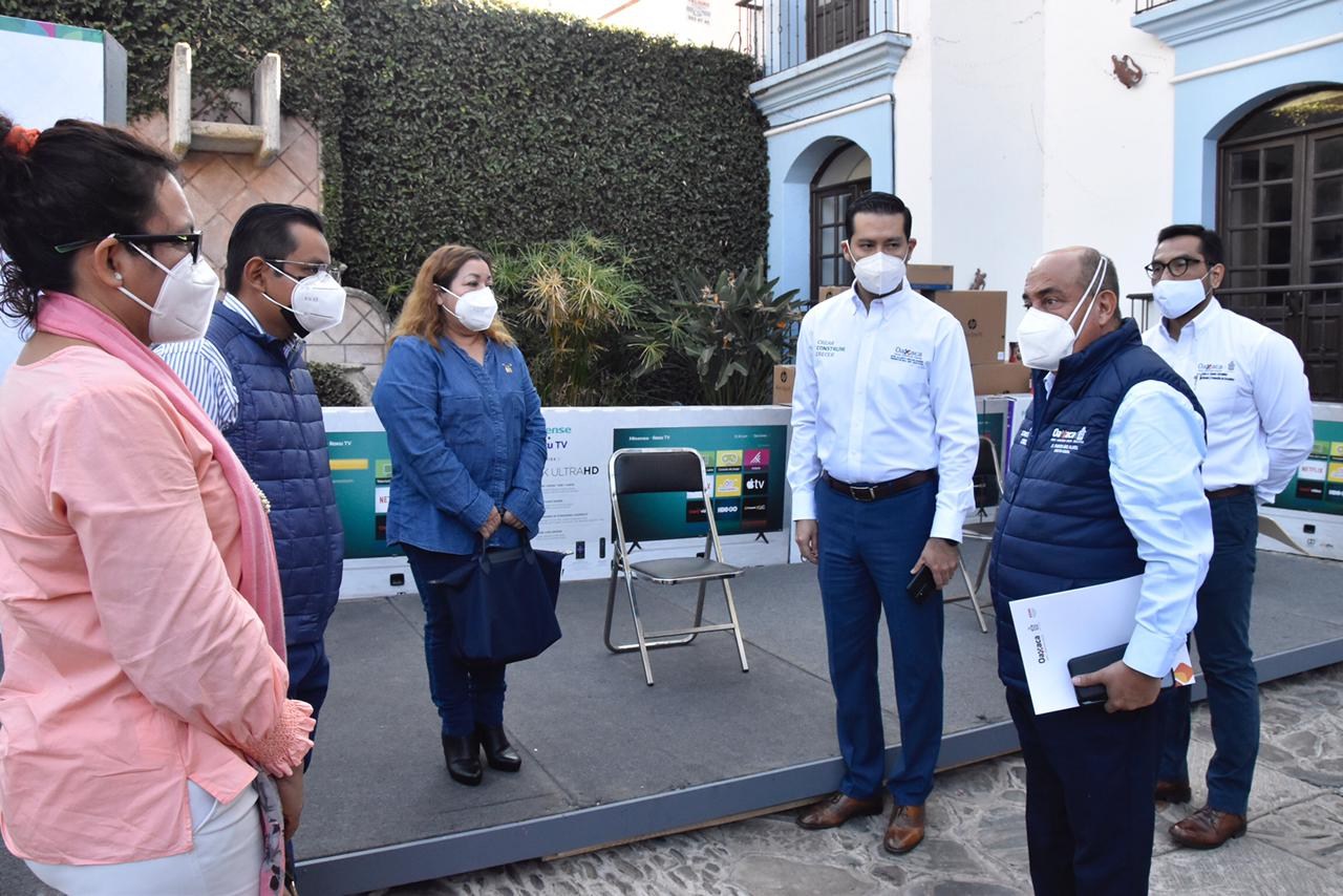 Entregará IEEPO títulos electrónicos a egresados de Normales y unidades UPN