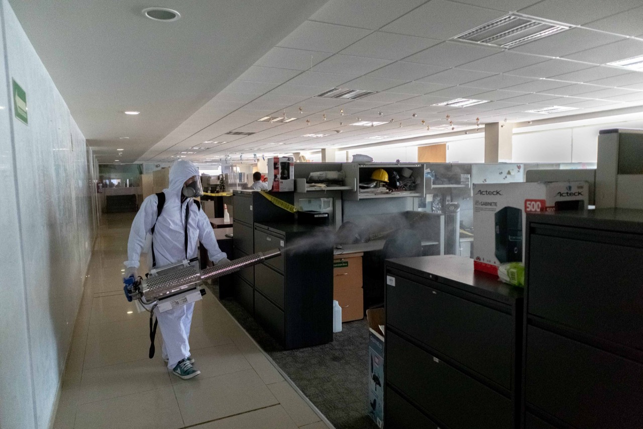 Permanente, la sanitización en complejos administrativos del Gobierno del Estado