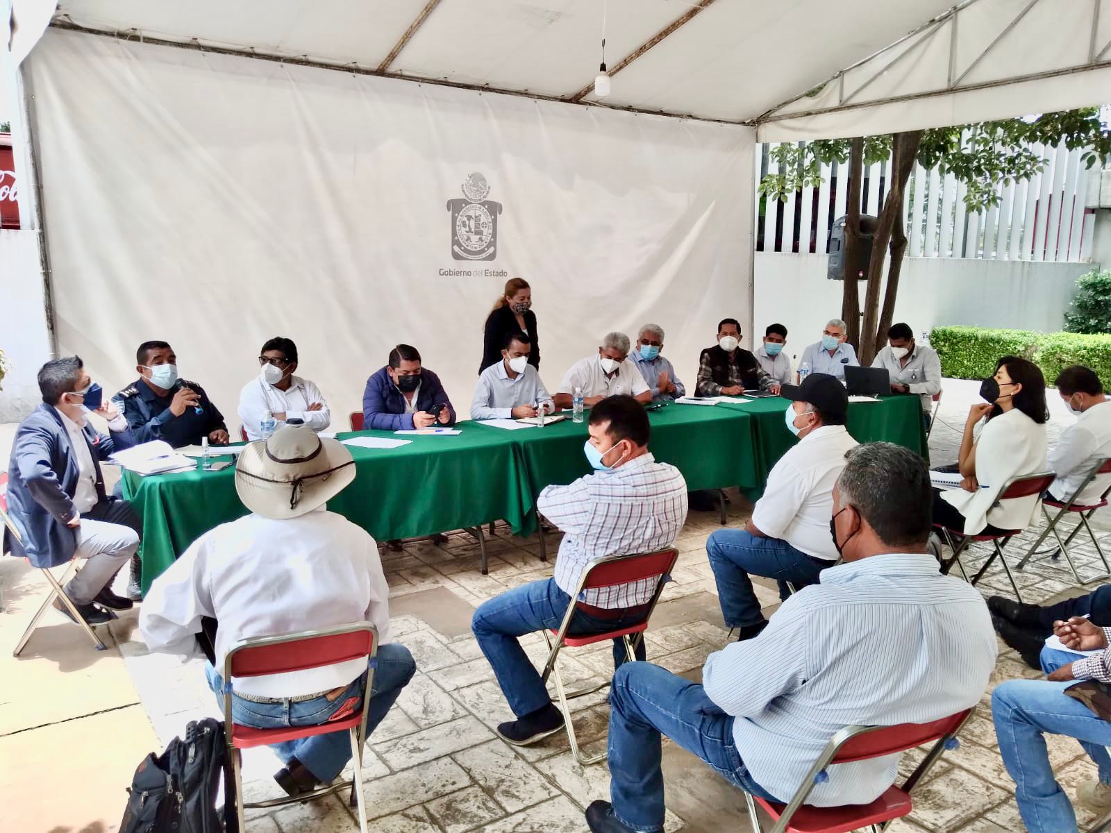 Segego en coordinación con la federación y dependencias estatales brindan atención a las autoridades municipales y agrarias de Cuilápam de Guerrero
