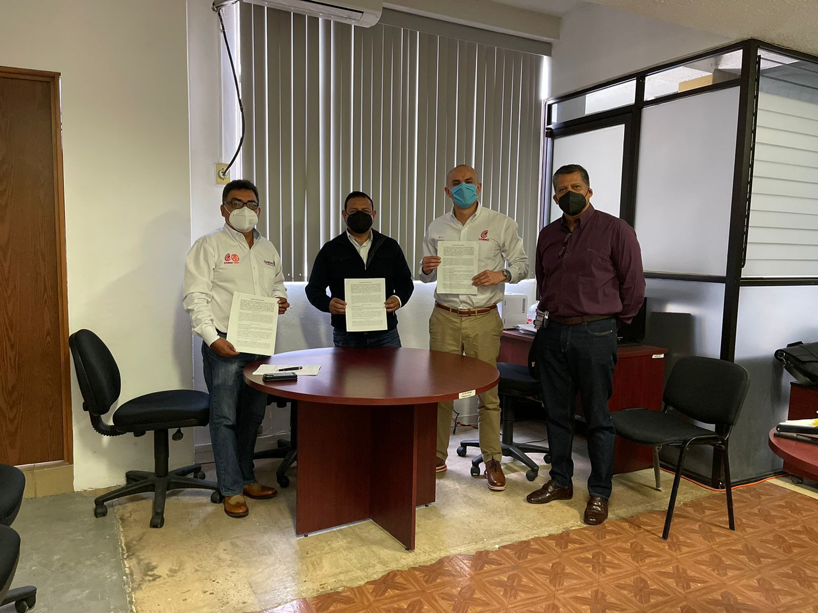 A favor de la base trabajadora, firma Cobao y SUTCOBAO  revisión salarial