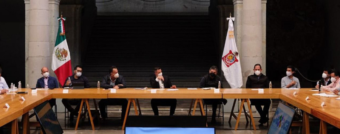 Seguiremos trabajando para impulsar el desarrollo en la Sierra Sur: AMH