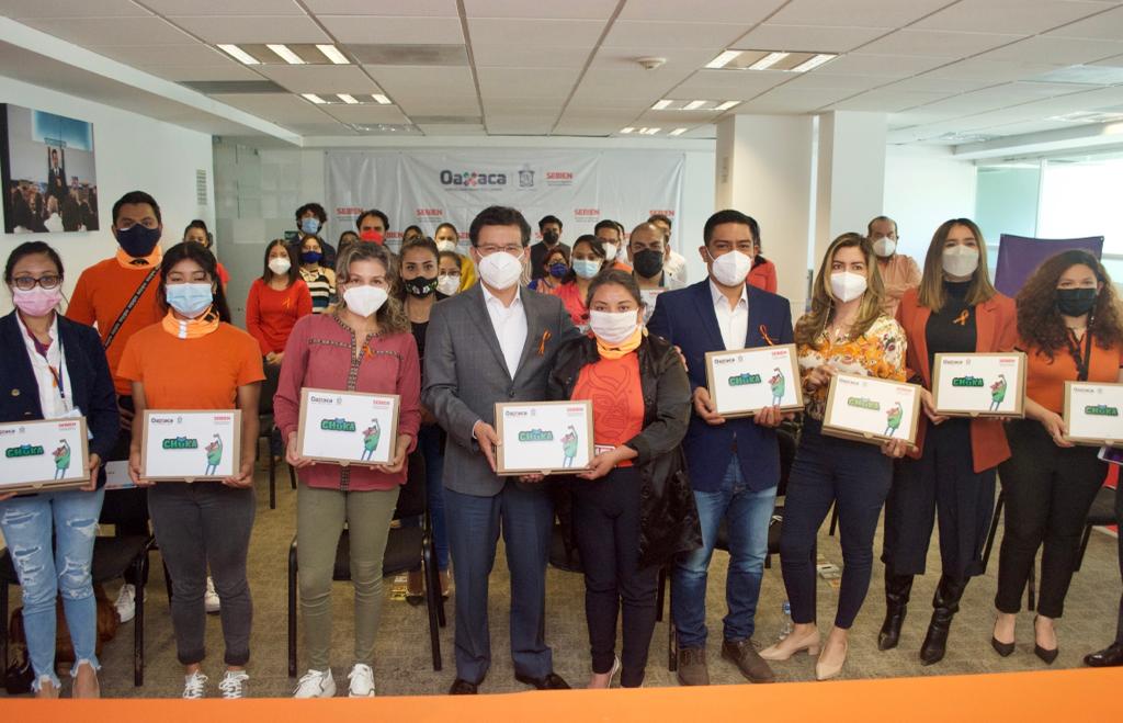 La Sebien entrega material didáctico para detectar y prevenir violencia contra niñas y niños