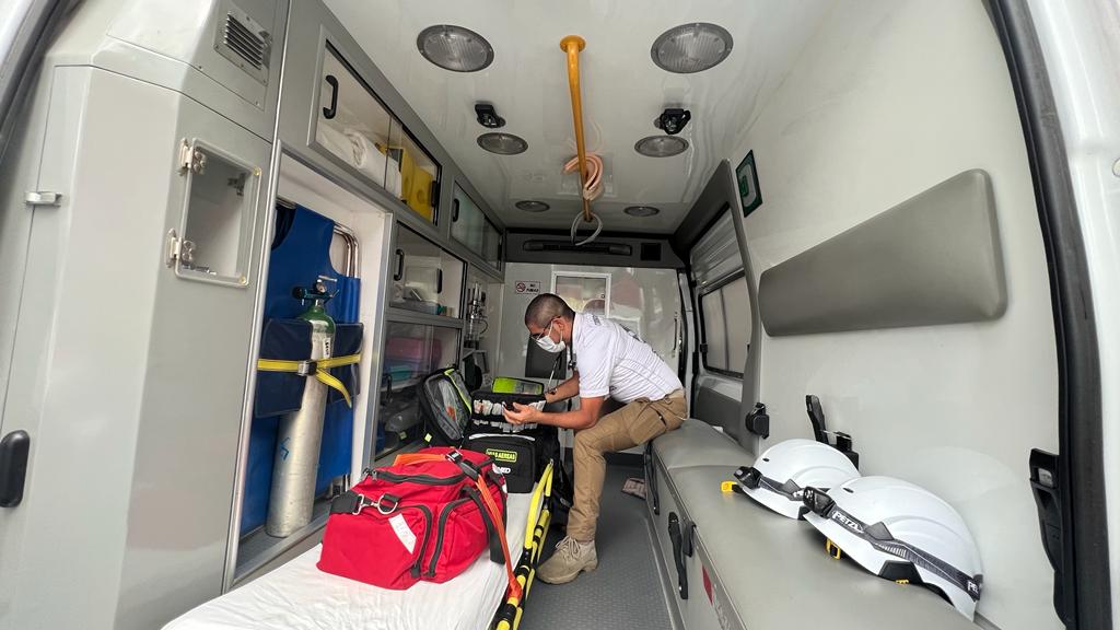 Paramédicos: Una labor titánica