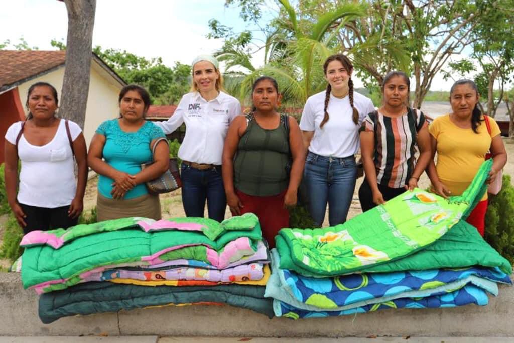 Oaxaca continúa de pie tras el paso del huracán “Agatha”, y juntos en familia, seguimos atendiendo a la población afectada: IMM