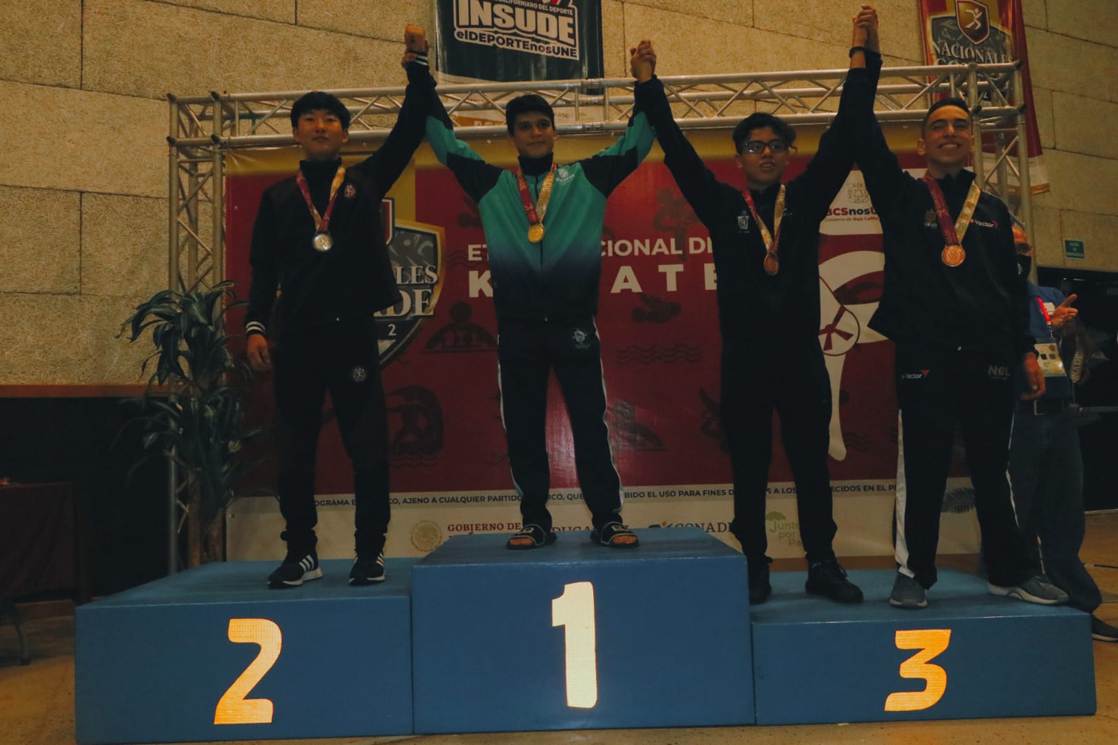 Medalla de oro para Oaxaca en atletismo y bronce en el karate