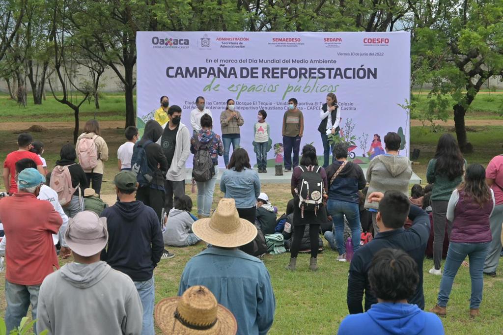 Realiza Secretaría de Administración Campaña de Reforestación en los Parques Públicos con más de 800 árboles