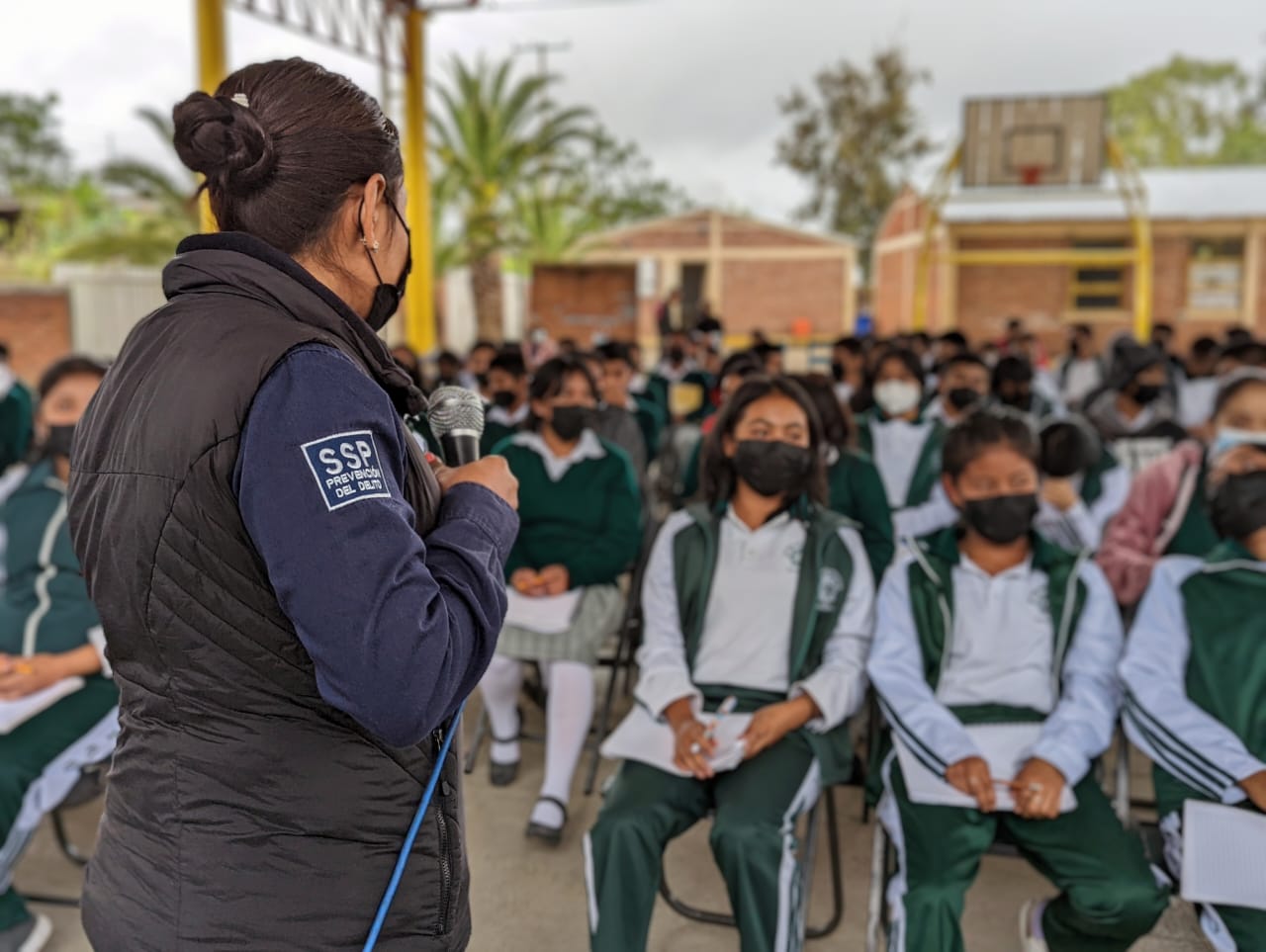 Refuerza SSPO estrategias de seguridad en escuelas del distrito de Tlacolula para la Prevención del Delito