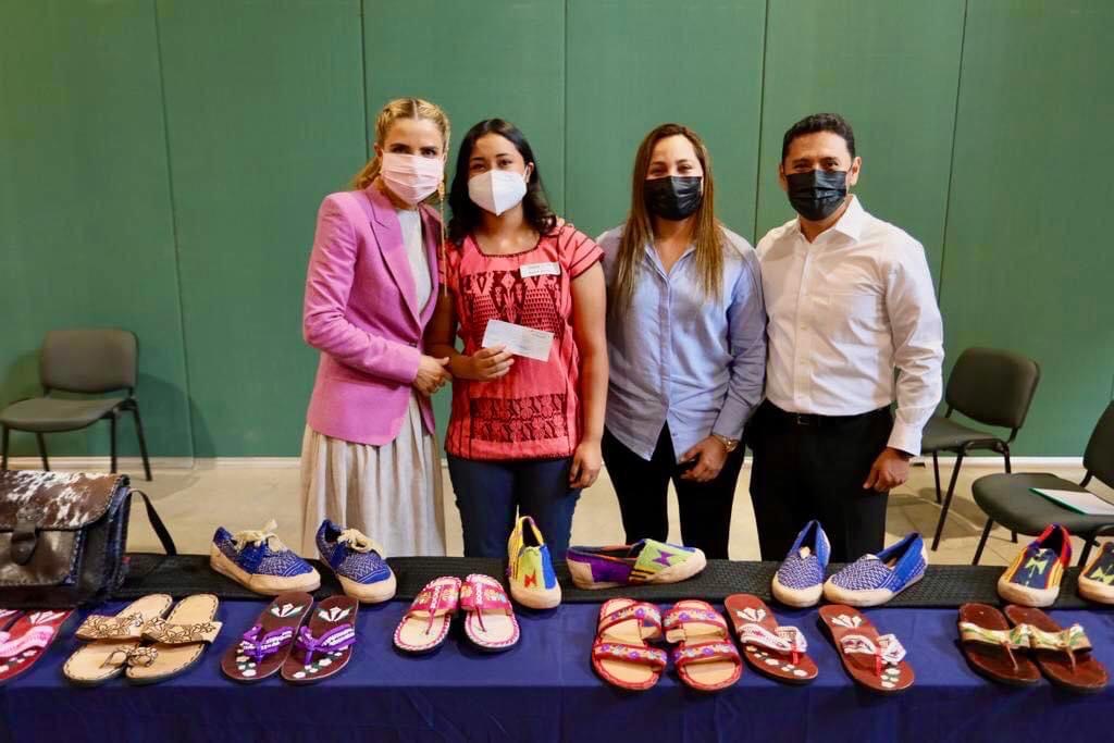 Trabajamos en equipo con nuestros emprendedores oaxaqueños,  porque son la fortaleza de nuestro estado: IMM