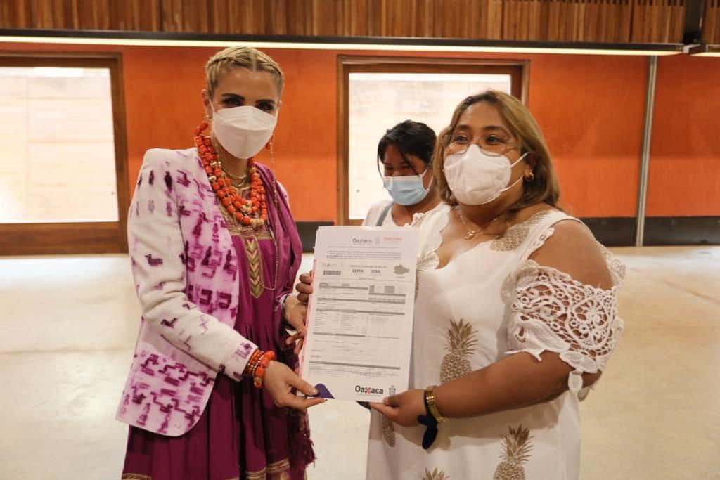 Juntos, gobierno e iniciativa privada, sumamos en beneficio  de las y los jóvenes oaxaqueños: IMM