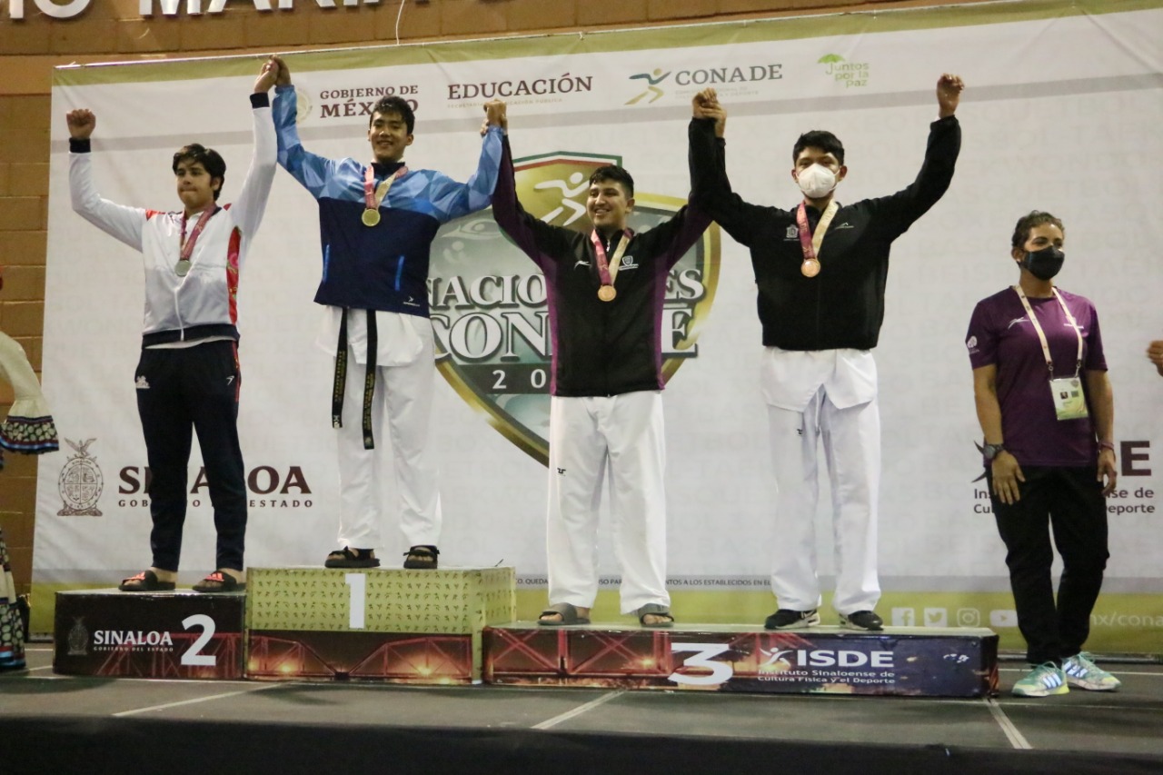 Isaac Santiago se cuelga el bronce en combate  de taekwondo en la categoría sub 18