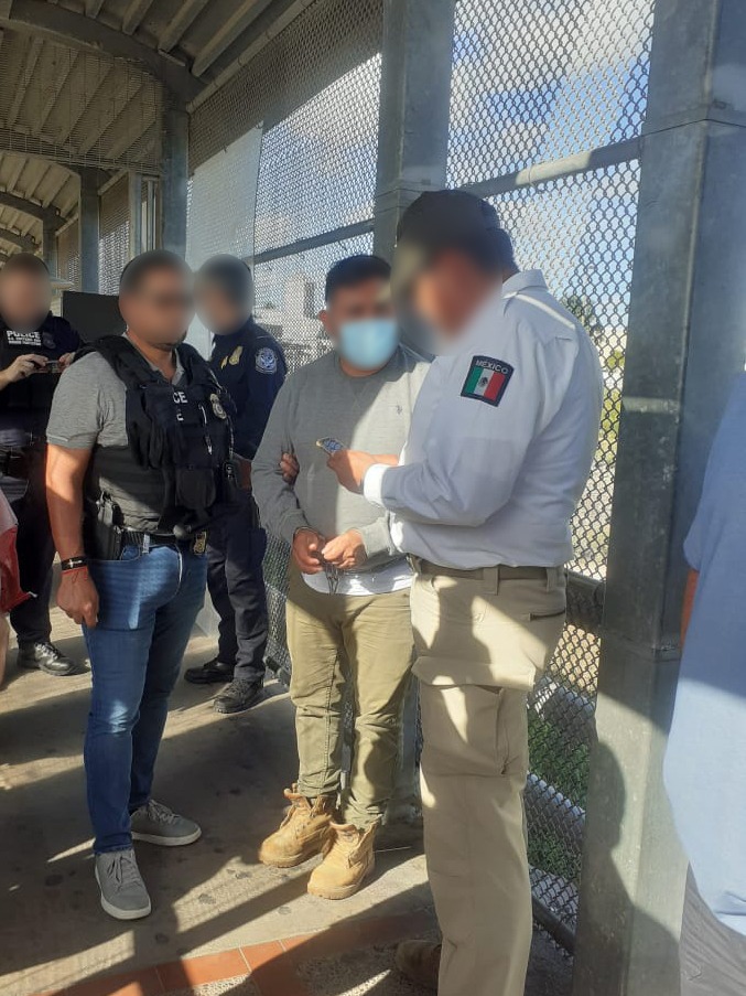 En colaboración con el ICE de la Embajada de Estados Unidos, Fiscalía de Oaxaca logra aprehender y deportar a probable agresor sexual de una niña