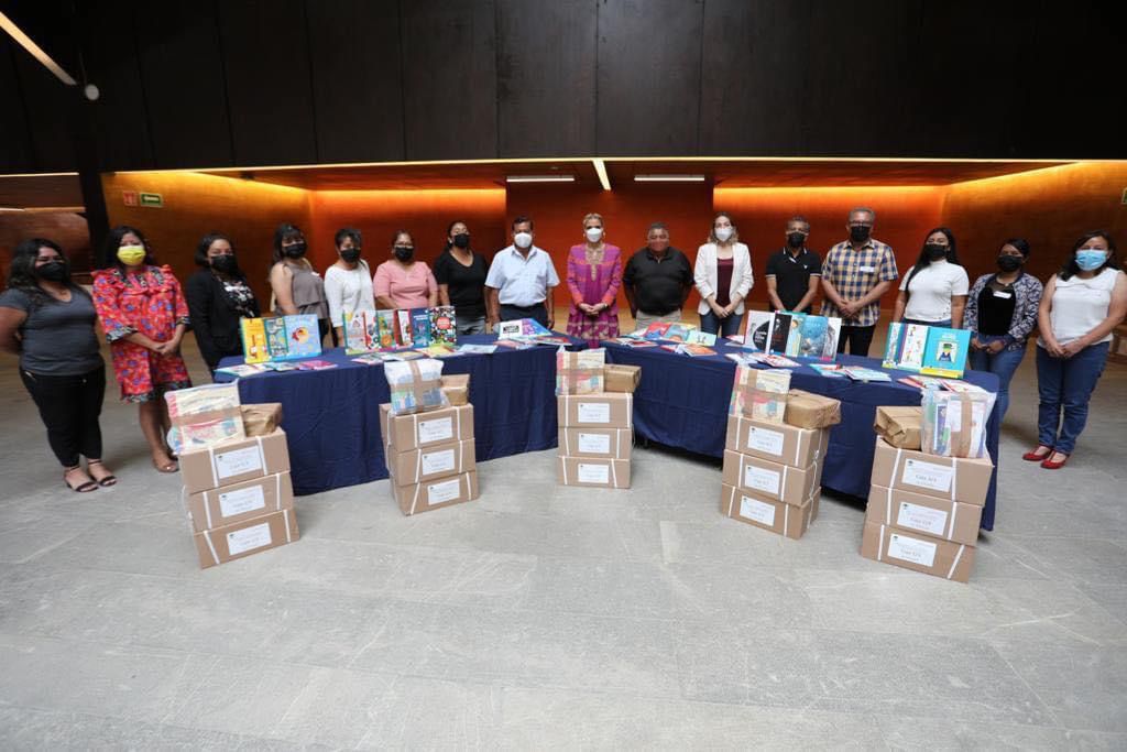 “Con educación y lectura, crecemos, creamos y construimos un mejor Oaxaca”: IMM