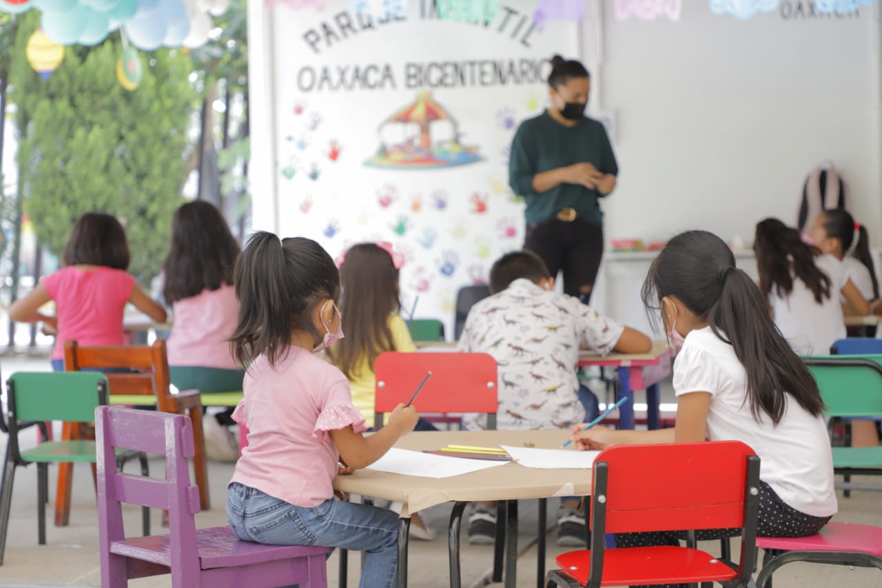 Fomentan en niñez cuidados sobre el agua en el Parque Bicentenario