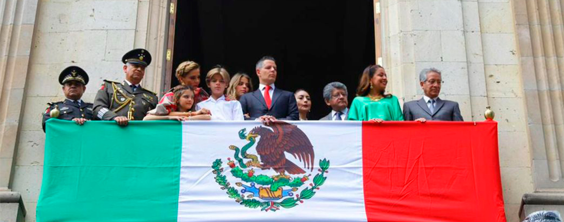 Oaxaqueños desbordan fervor patrio durante Desfile Cívico Militar 2022
