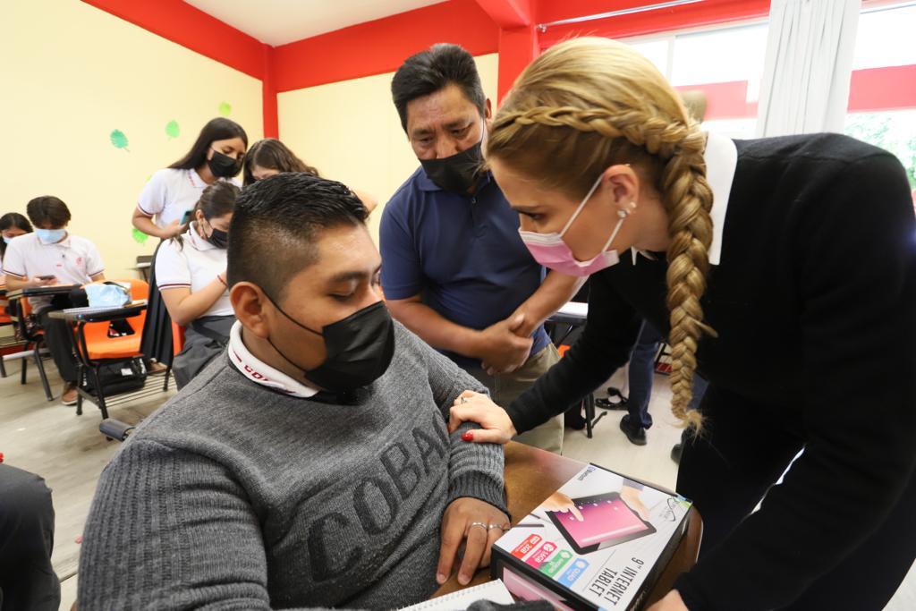 Jóvenes como Neri Hernández, nos demuestran que con determinación, corazón y mucho entusiasmo, todos los sueños se pueden cumplir: IMM