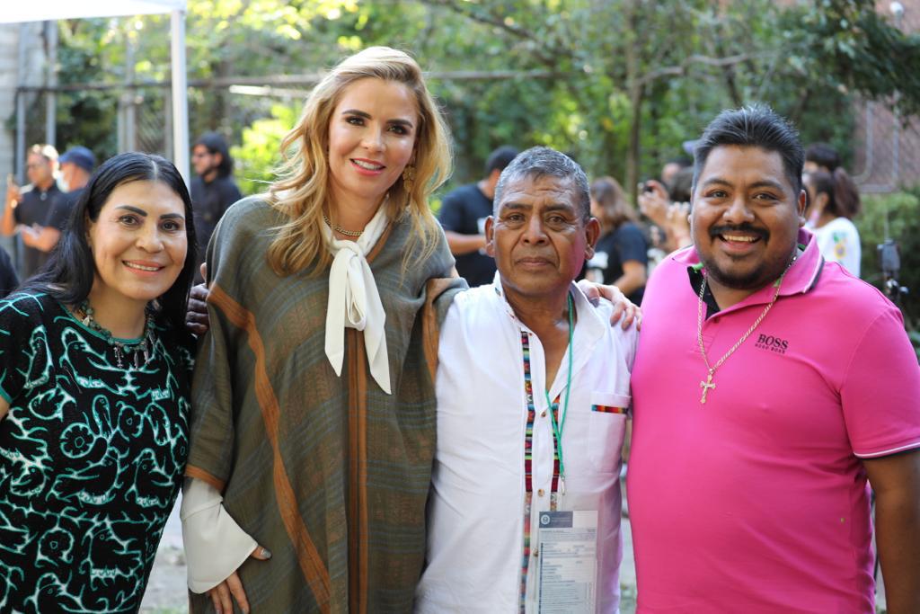 “Guelaguetza Familiar intercambio cultural Oaxaca-Estados Unidos, ha logrado más de 1,400 reencuentros familiares, durante la administración de mi esposo, el gobernador Alejandro Murat”: IMM