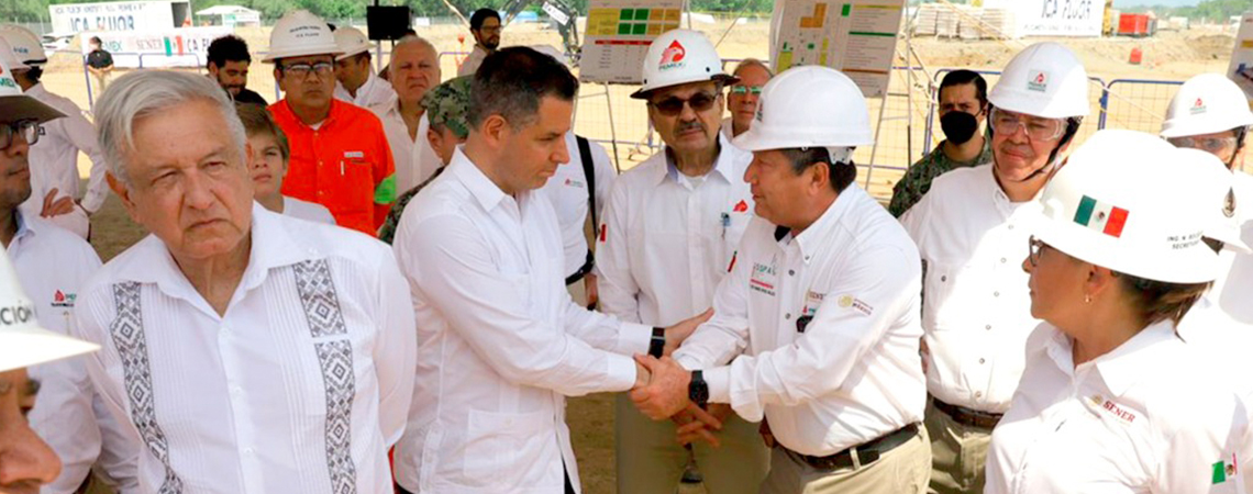 Supervisan AMLO y AMH obras en el Istmo y Valles Centrales