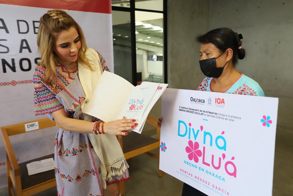 Hoy, hay más Oaxaca en el mundo y más mundo en Oaxaca: IMM