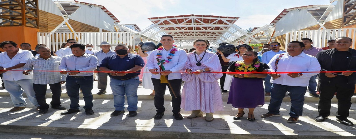 Inaugura AMH Mercado de Artesanías de Barro Negro de San Bartolo Coyotepec