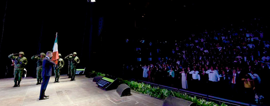 Rinde Alejandro Murat su 6to Informe de Gobierno en imponente recinto cultural recién construido