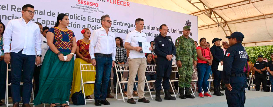 Inaugura Alejandro Murat el Cuartel Regional de la Policía Estatal en El Espinal