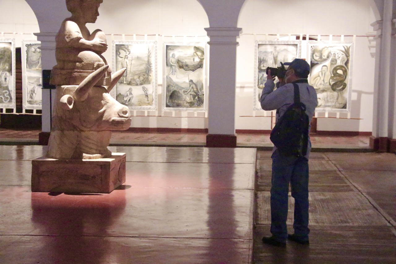 Viaja a Barcelona la exposición “Ayuujkjä’äy ëy konk” exhibida en la CCO