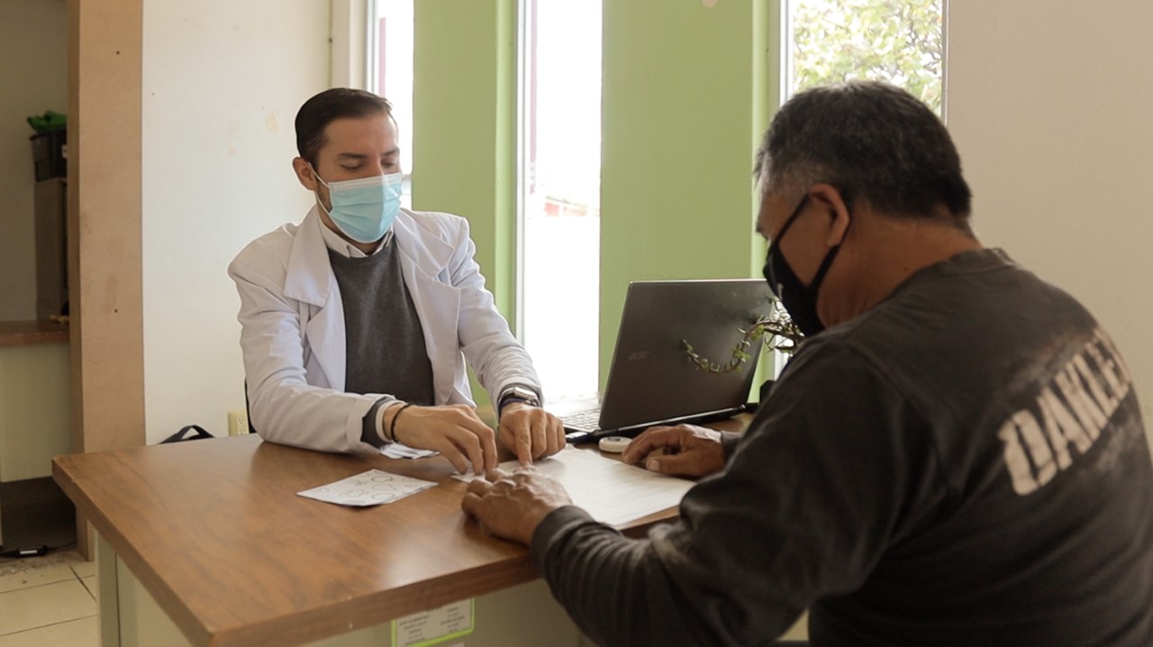 Cuida Secretaría de Administración salud de usuarios en parques públicos