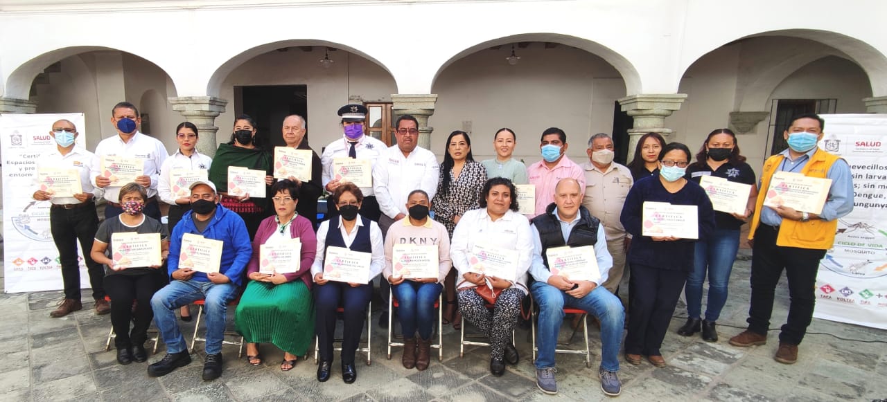 Entrega SSO certificados a espacios libres de larvas de mosquitos