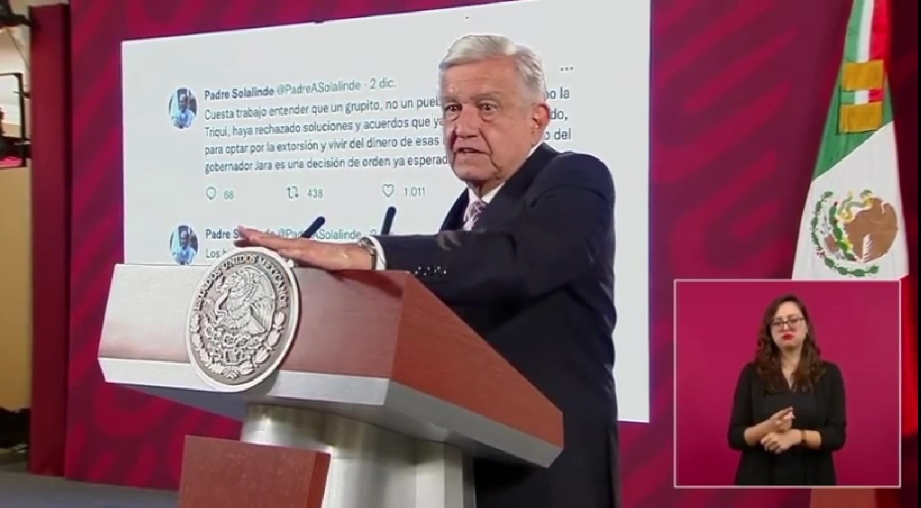  Reconoce el presidente Andrés Manuel López Obrador liberación del zócalo y portales del Palacio de Gobierno en Oaxaca