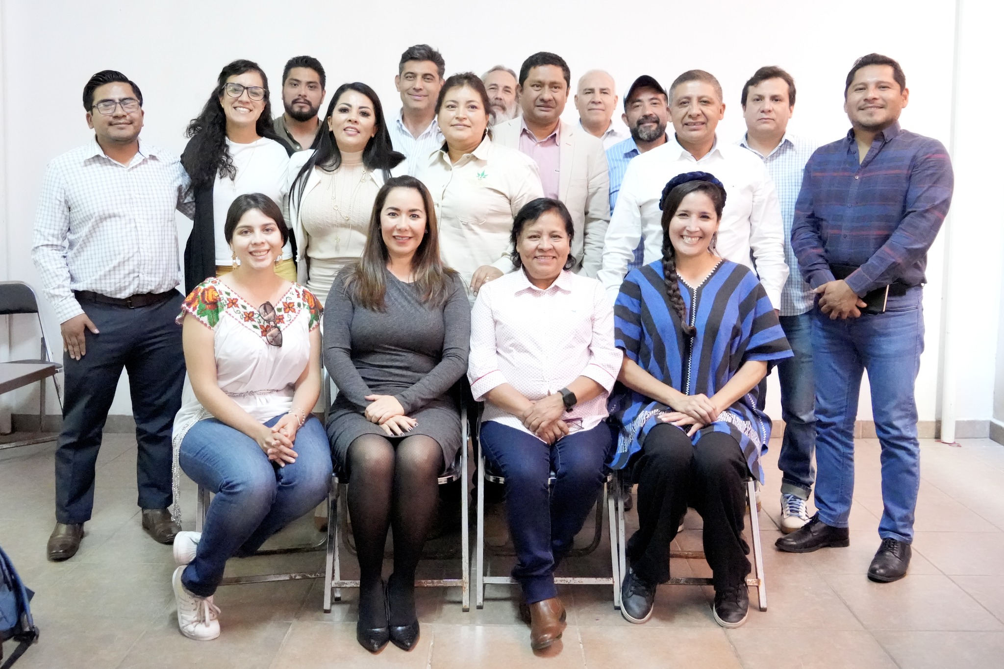 Impulsará Gobierno del Estado la industria del mezcal con inclusión