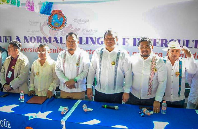 Celebra ENBIO 23 Aniversario de su fundación